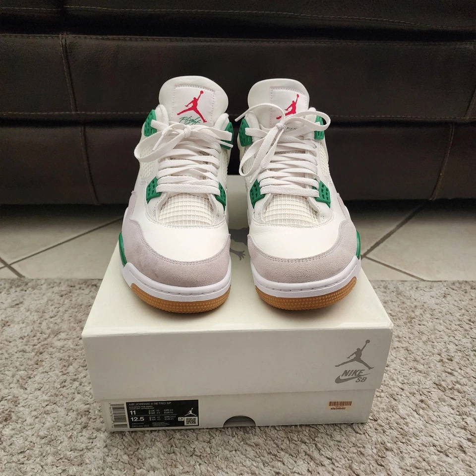 *USADO* Nike SB Jordan 4 Retro Verde Pino, Talla 11 Foto 2 de 4