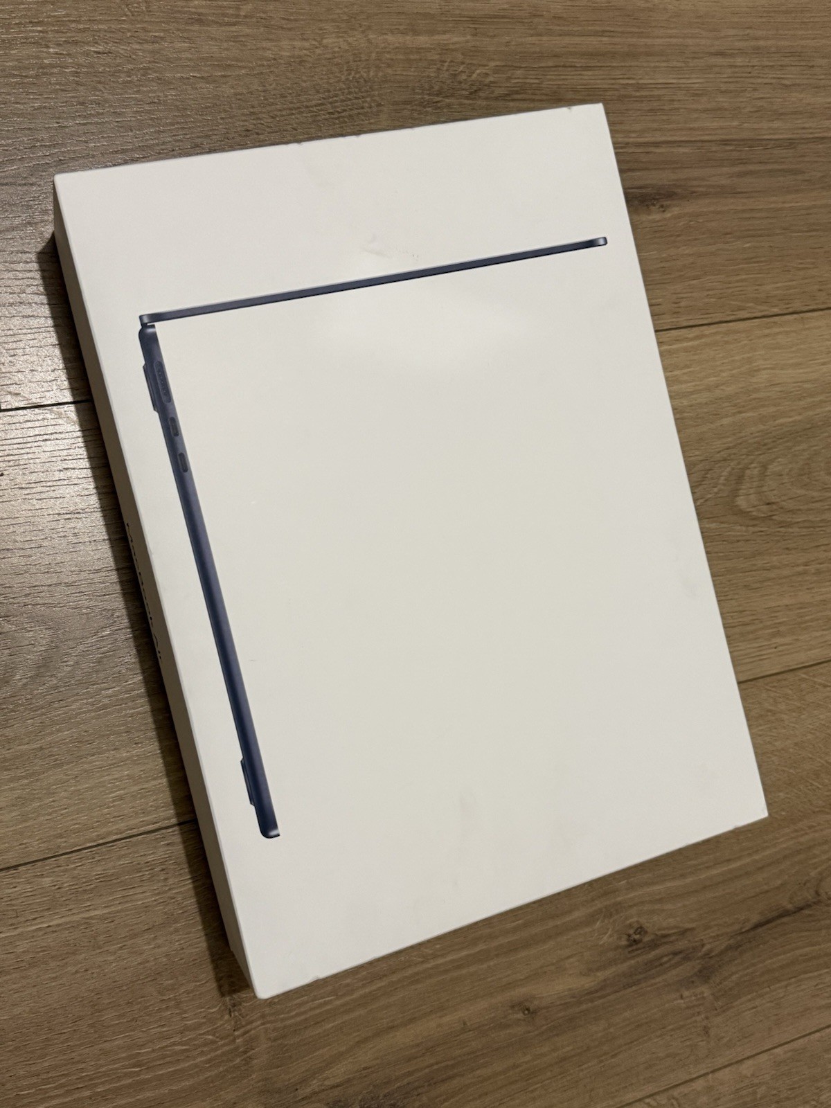 MacBook Air M4 (Apple Warranty; 100% Battery; 16 RAM)