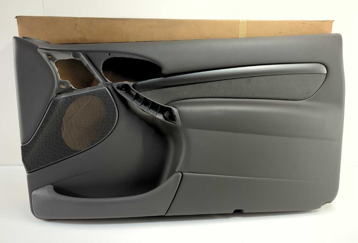 New OEM Ford Door Trim Panel 2000-2003 Focus ZX3 Grey RH power