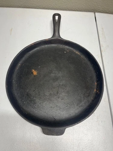 Wagner Ware, GHC, 11 Inch Cast Iron Skillet, Made in USA