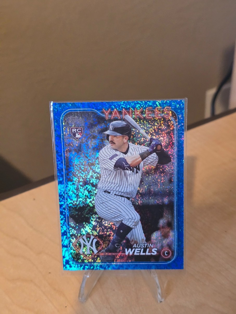2024 Topps Series 2 Blue Holofoil Austin Wells /999 Rookie #624