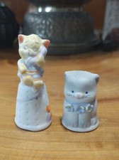 2 vintage thimbles. Porcelain ceramic cat on ...