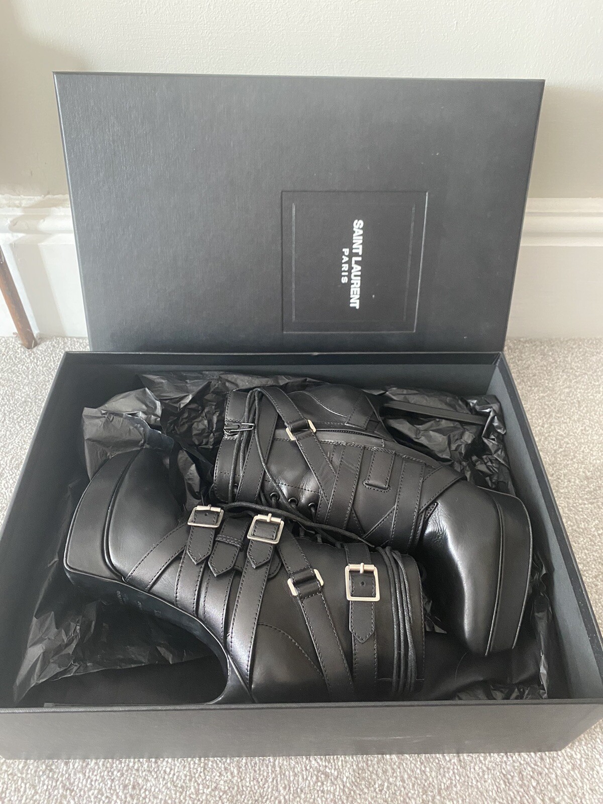 YSL Saint Laurent Stivaletti immacolati cinturino plateau fibbie 37 5