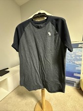 Abercrombie  Fitch Ragland T-shirt Boys Sz 15-16 Gray Body Short Sleeves Navy