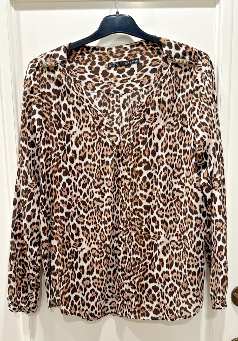 Zara Basic Women's XLarge Leopard Print Blouse V-… - image 1
