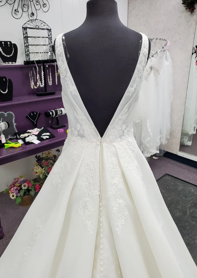 Vestido de novia Mori Lee 2412 talla 10 marfil línea A Foto 4 de 4