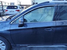 Porte avant et accessoires Subaru OUTBACK