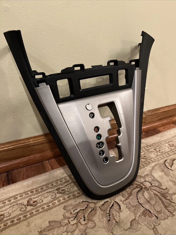 Toyota Matrix 2009-2013, Pontiac Vibe 2009-2010 consola OEM PALANCA DE CAMBIOS BISEL Foto 2 de 4