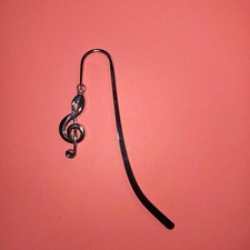 NEUF MARQUE PAGE EN METAL ARGENTE CLE DE SOL MUSIQUE NEUF