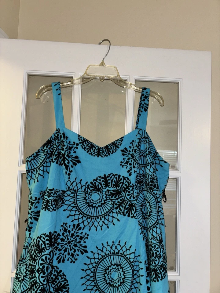 Dress Barn 蓝色佩斯利连衣裙无袖内置迷你衬裙 20W — 第 2/4 张图片