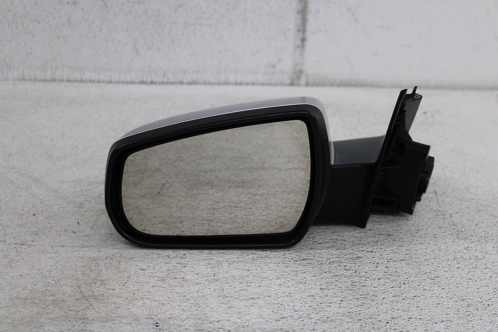 Door Mirror Left PWR INTEGRAL TRN SIGNAL W/O MRY MIRR & SEAT 4DR CHEVY