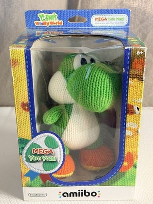 Nintendo Amiibo Collector s Mega Yarn Yoshi NEW Still Sealed Box Mild Dent