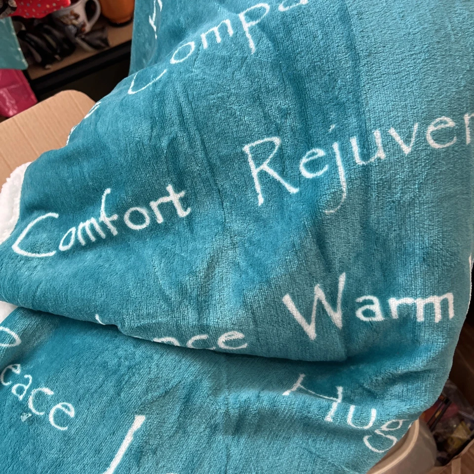 Chanasya Healing Warm Hugs Gift Throw Blanket - Sympathy Gift Cancer Chemo - Image 2 of 4