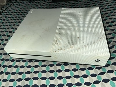 Microsoft Xbox One S White Console Wi-Fi Blu-Ray HDMI USB-A Video Game Platform