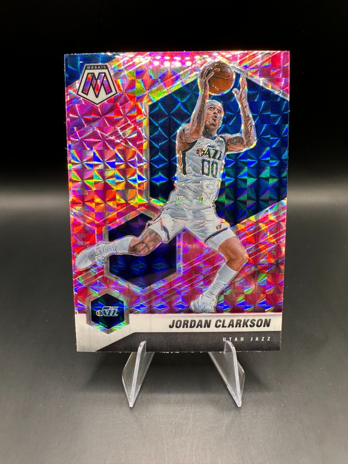 Jordan Clarkson 2020-21 Panini Mosaic #2 Mosaic Camo Pink Utah Jazz