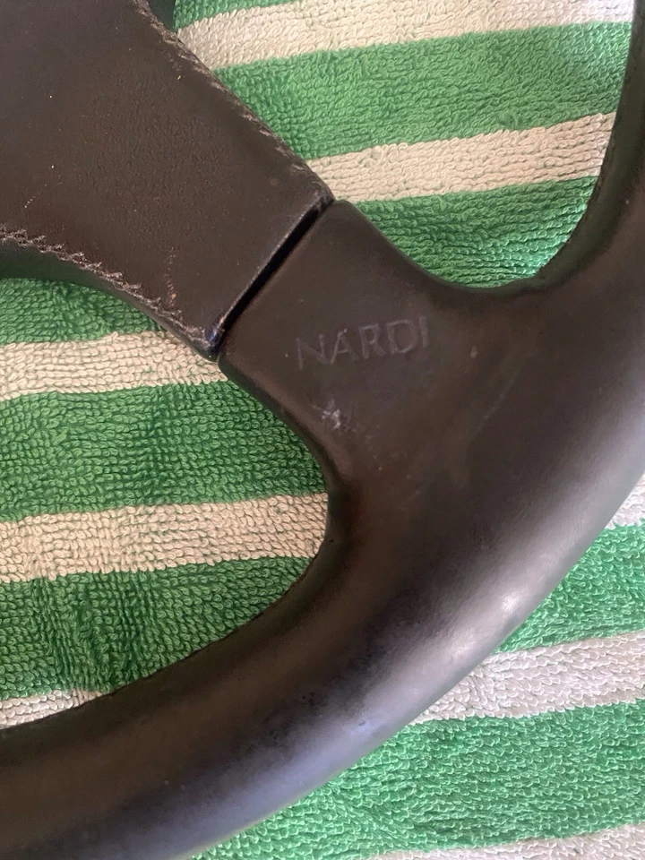 BMW E30, E30 M3, NARDI GARA4 TYPE4 365mm Volante con ALMOHADILLA CENTRAL Y BUJE MOMO Foto 3 de 4