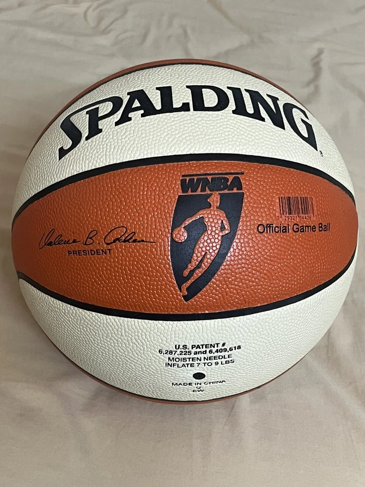 Lisa Leslie Autografiado Firmado WNBA LA Sparks Oficial Spalding Baloncesto NUEVO Foto 3 de 4
