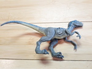 jurassic world battle damage blue