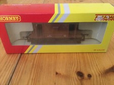  Hornby R6368 BR 20 Ton brake van B952042 00 Gauge.