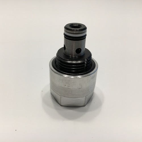 Hydraulic Pump Relief Valve for Ford 5600, 6600, 5610, 6610 Tractors