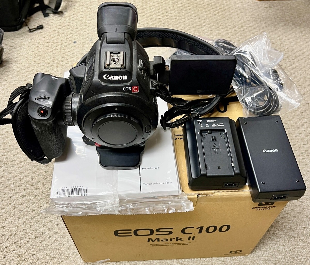 Canon EOS C100 Mark2 (美品) RENTAL ONLY - Canon EOS C100 Mark II Cinema EOS Camera Body