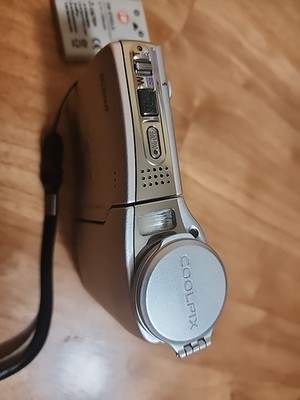 Very Clean] Nikon Coolpix S10 VR Digital Camera Silver | eBay
