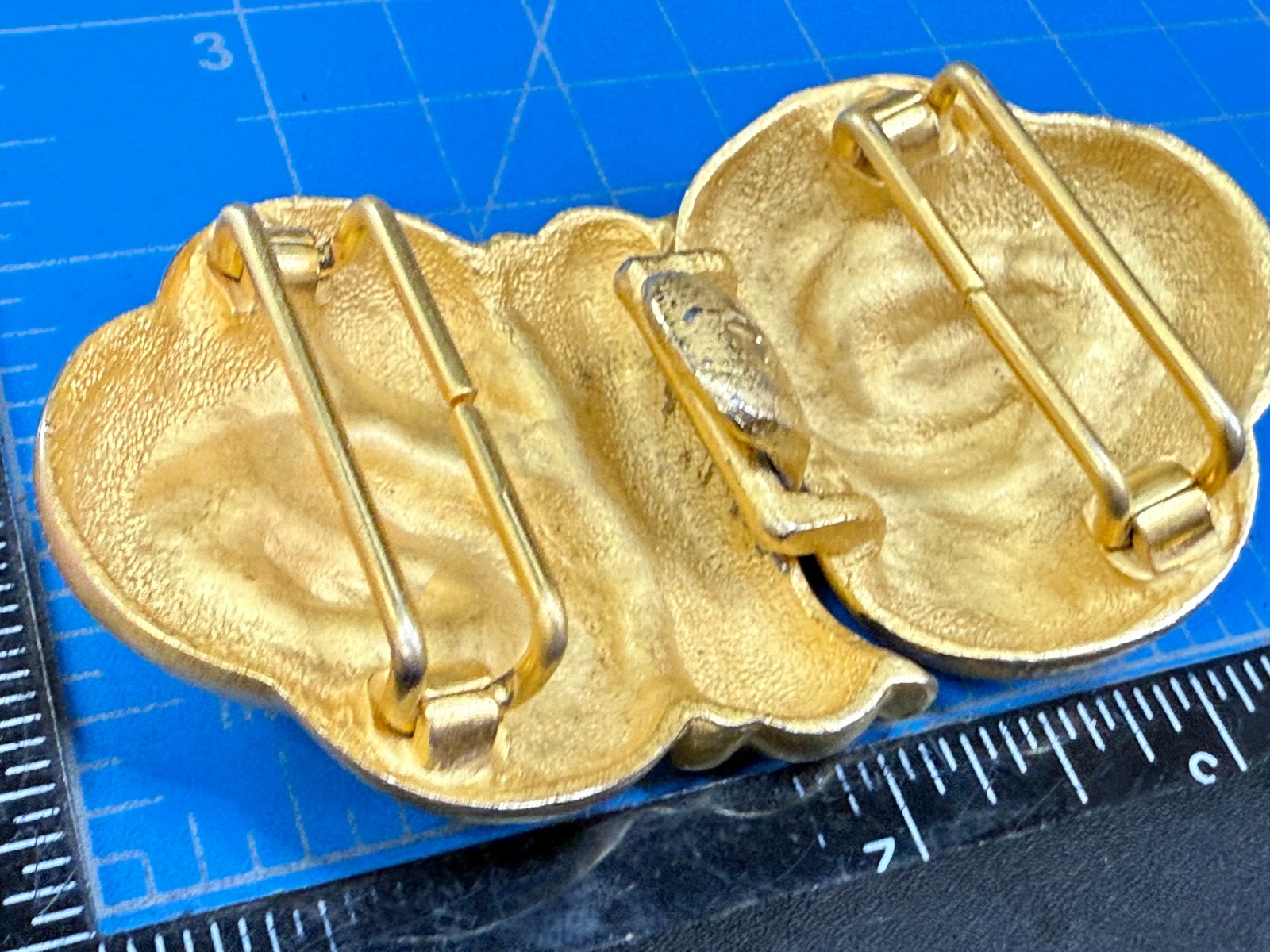 Ribbon Shaped Interlocking Two Piece Vintage Gold… - image 6