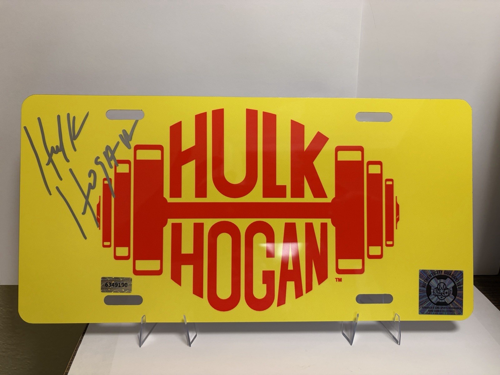 John Cena & Hulk Hogan - Mancave Memorabilia WWF - WWE Souvenir plate Signed 