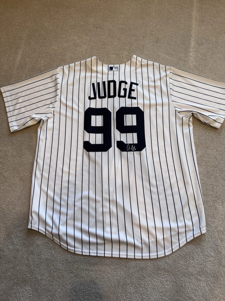 Nike New York Yankees Aaron Judge #99  Limited Vapor Jersey XL Autograph Sewn In - Image 3 of 4