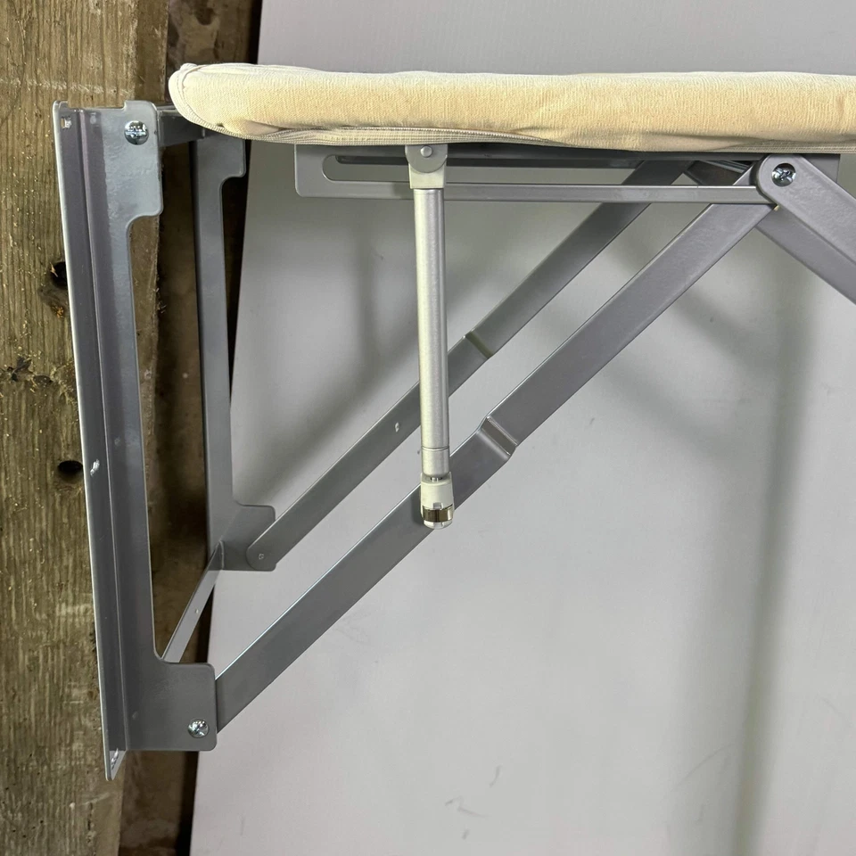 Поворотная гладильная доска REV-A-SHELF с мягким закрытием размер 37 дюймов L x 36 дюймов H, бежевая - Изображение 2 из 4