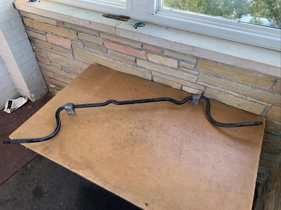 2003-2014 Volvo XC90 Rear Stabilizer Sway Bar 30635780 OEM - Image 3 of 4