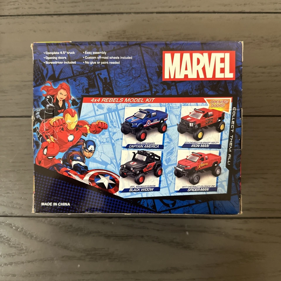 Marvel Black Widow Jeep Wrangler Rubicon 4x4 Rebels Modelo Kit Die Cast Metal Foto 2 de 4