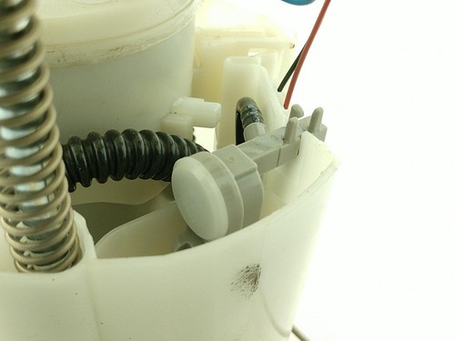 OEM Fuel Pump For Compass Assy 05105075AC - Picture 4 of 6