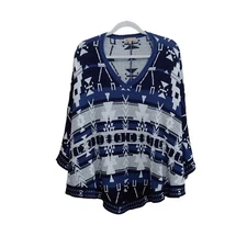 Vintage Democracy womens southwest aztec blue white shawl poncho sweater size M