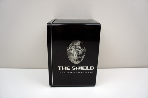 The Shield - The Complete Series 1-7 DVD - Box Set Region 4 - PAL - Free Postage - Picture 7 of 23