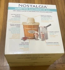 Nostalgia Old Fashioned Ice Cream Maker WICM4L Nostalgia WICM4L 082677000781 NEW