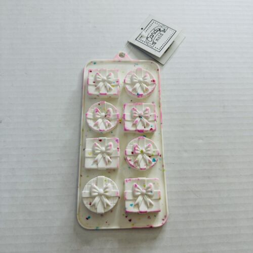 Silicone Mold Gift Boxes Candy Soap Chocolate Jello and More 8 Holes 8x4” NEW!