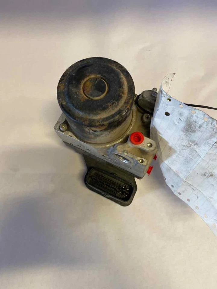Bomba actuadora de freno antibloqueo ABS Toyota Sienna 2009-2010 OEM  Foto 2 de 4