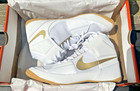 NIKE FURY WRESTLING SHOES - WHITE/METALLIC GOLD - SIZE 9 — photo 6
