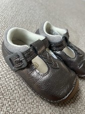 Baby Girl Pre Walker Shoes Clarks UK Size 3F used But IMMACULATE CONDITION