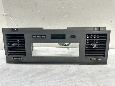 1990-1991 MERCURY GRAND MARQUIS DASH VENTS HEAT AIR AC BEZEL UNTESTED CLOCK  T16