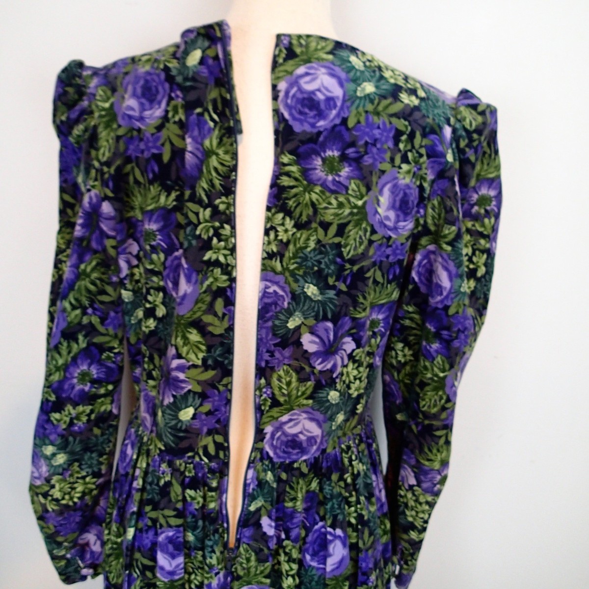 Vtg LAURA ASHLEY Corduroy Floral Purple Green Blue Cottagecore