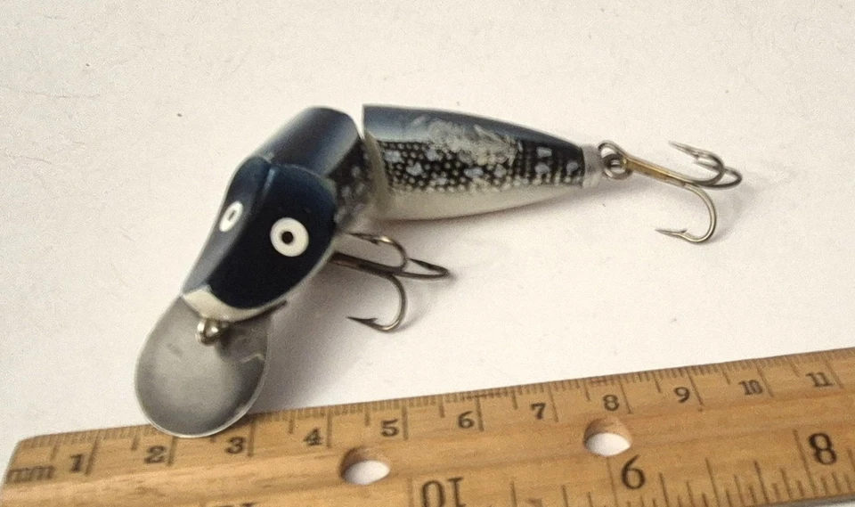 Ancien leurre articulé pour pêche au moulinet ancien. - Photo 4/4