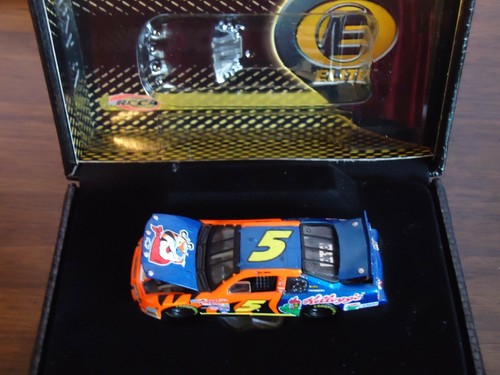 TERRY LABONTE #5 Kellogg’s 2001 RCCA 1/24 ELITE & 1/64 HO Car Diecast SET - Picture 11 of 12