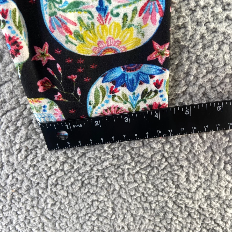 Unbranded Women's Soft Multicolor Skull High Rise Leggings Size 28 Waist - Image 3 of 4