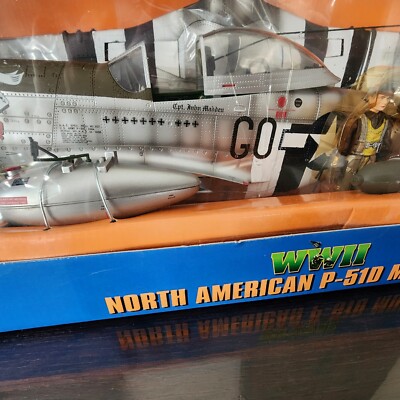 BBI Elite Force 1:18 North American P-51D Mustang 