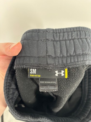 Felpa Under Armour uomo piccola semi aderente nera logo con coulisse - Foto 3 di 6
