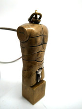 Collana con ciondolo scultura puzzle micro-David bronzo e rame Miguel Berrocal