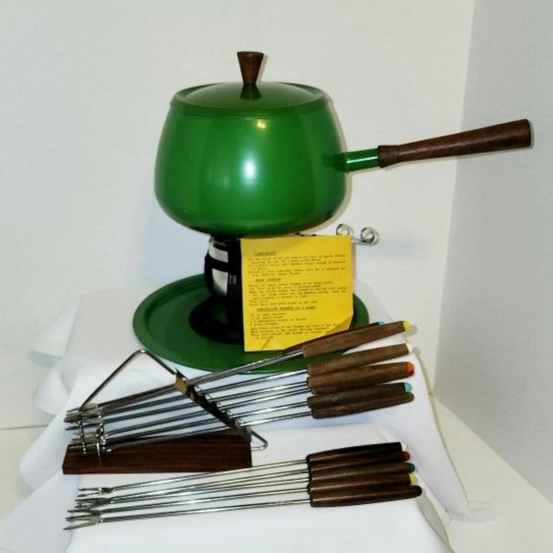 Green Metal Fondue Set with Wooden Handle, Forks, Burner for Cheese & Chocolate