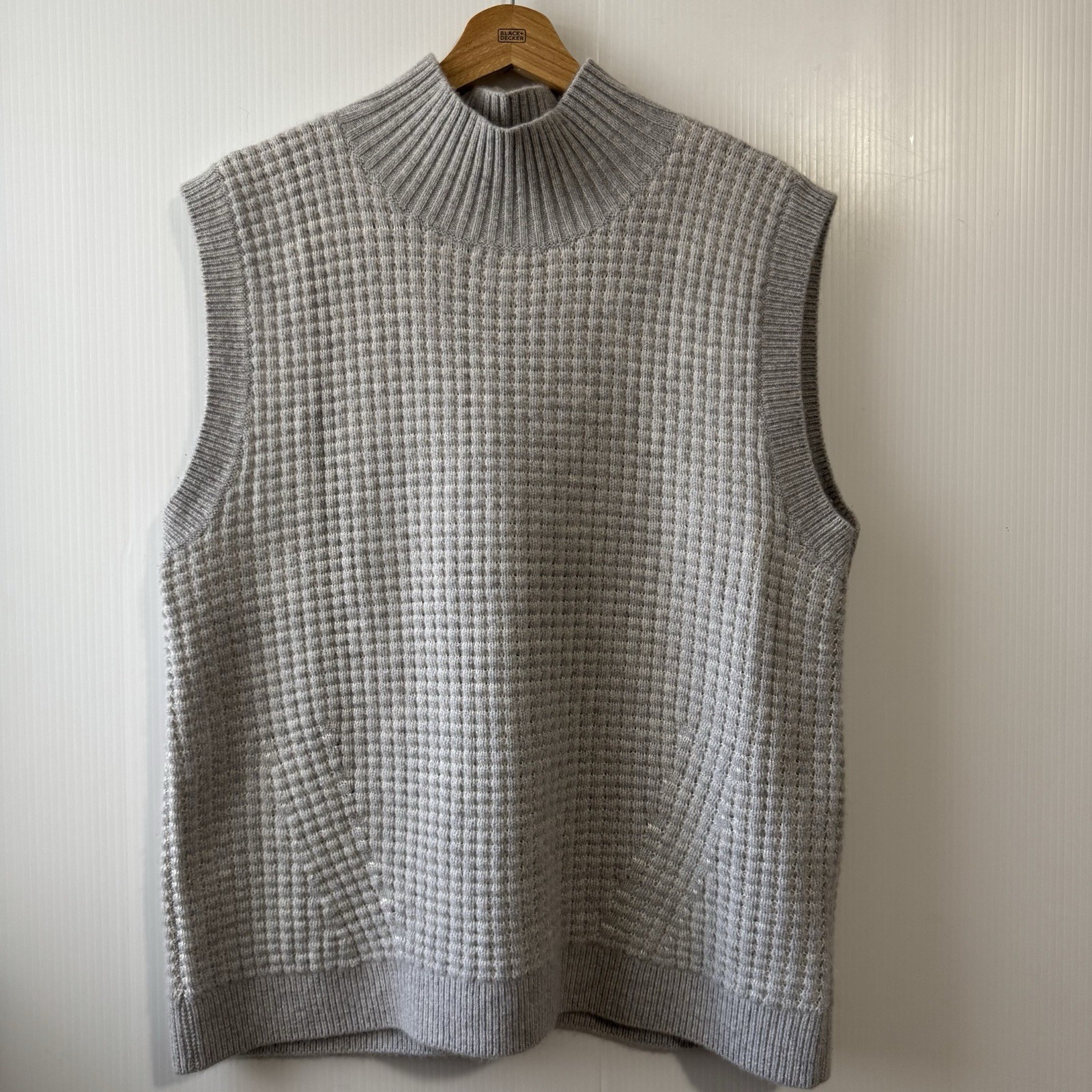 Club Monaco Cashmere Silk Knit Mock Neck Sleeveless Turtleneck Sweater Vest XL